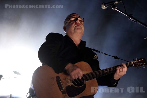 PIXIES - 2016-11-23 - PARIS - Zenith - Charles Michael Kittridge Thompson